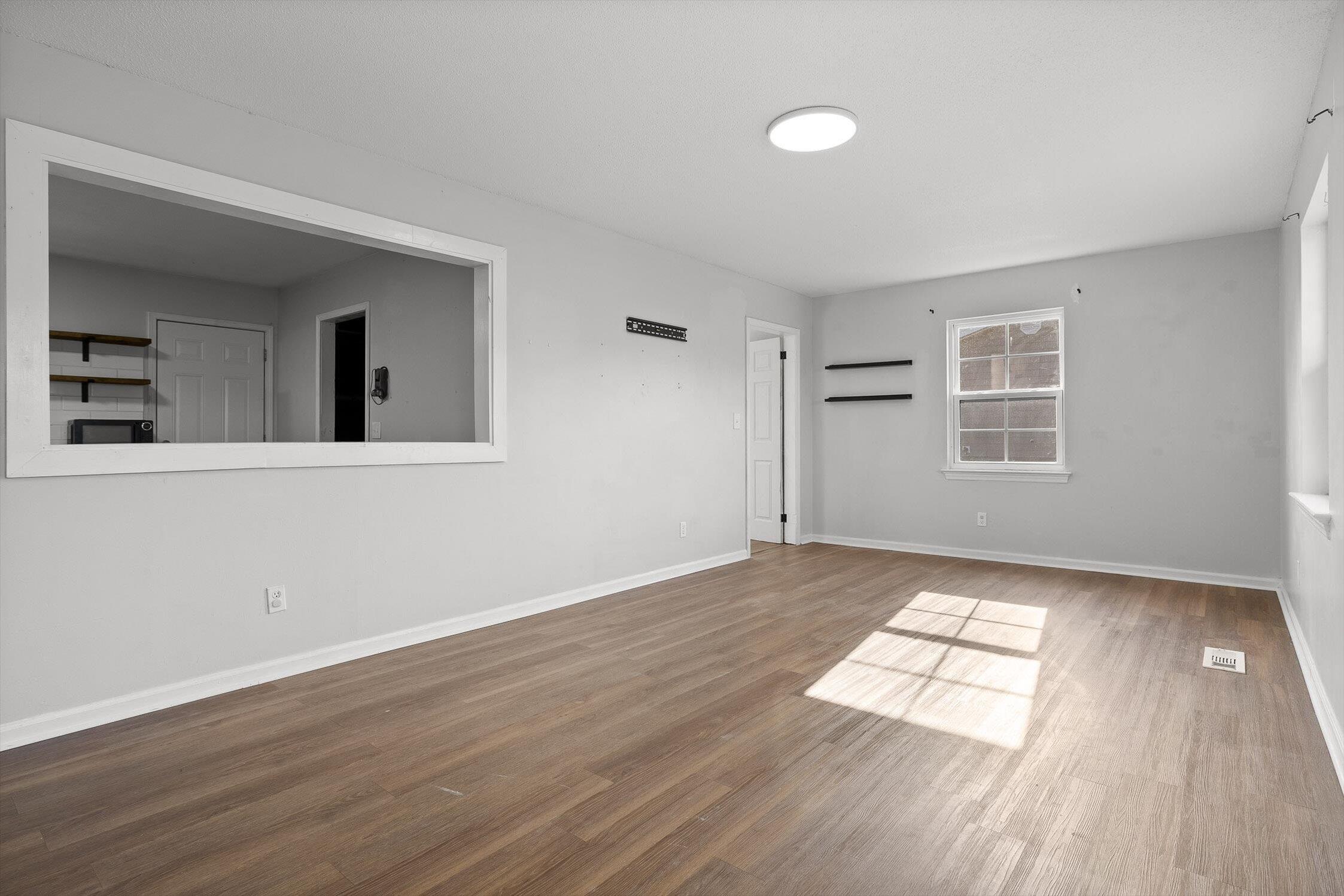 Chattanooga, Tennessee 37416, United States, 4 Bedrooms Bedrooms, ,3 BathroomsBathrooms,Residential,Active,168165