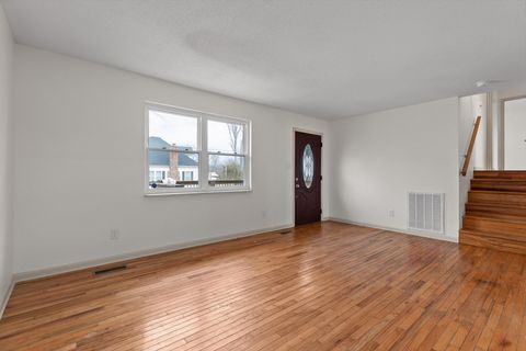 Tiny photo for 302 Locust Street, Englewood, TN 37329 (MLS # 1528993)