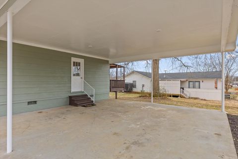 Tiny photo for 302 Locust Street, Englewood, TN 37329 (MLS # 1528993)