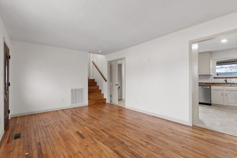 Tiny photo for 302 Locust Street, Englewood, TN 37329 (MLS # 1528993)