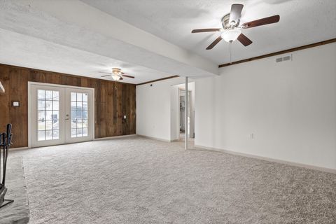 Tiny photo for 302 Locust Street, Englewood, TN 37329 (MLS # 1528993)