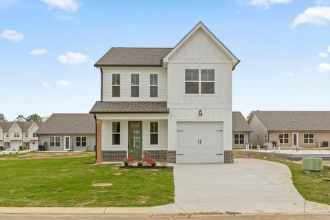 6595 Elizabeth Ann Way 98 Ooltewah TN 37363