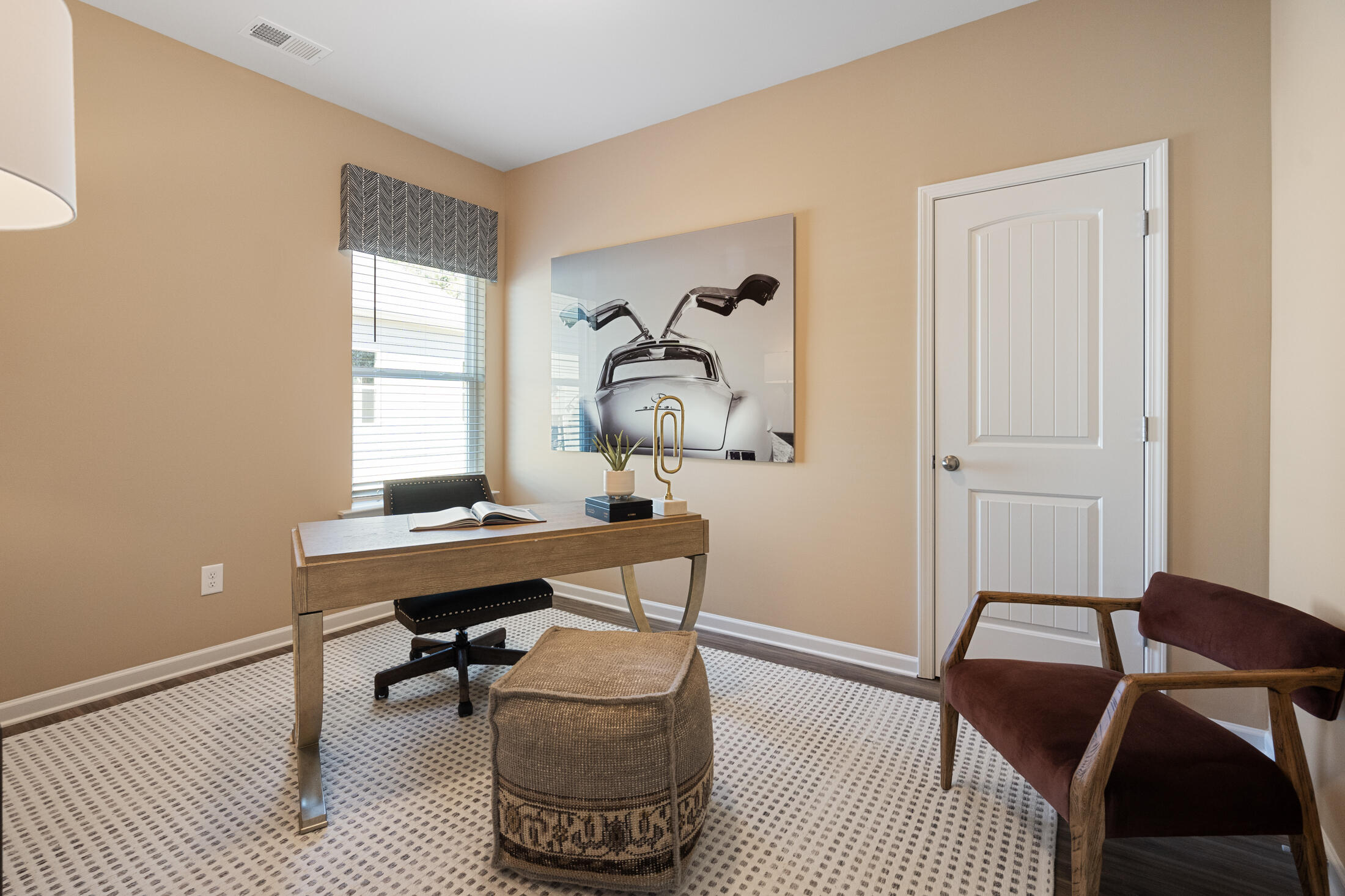 8825 Meadowvale Court, Ooltewah, Tennessee image 7