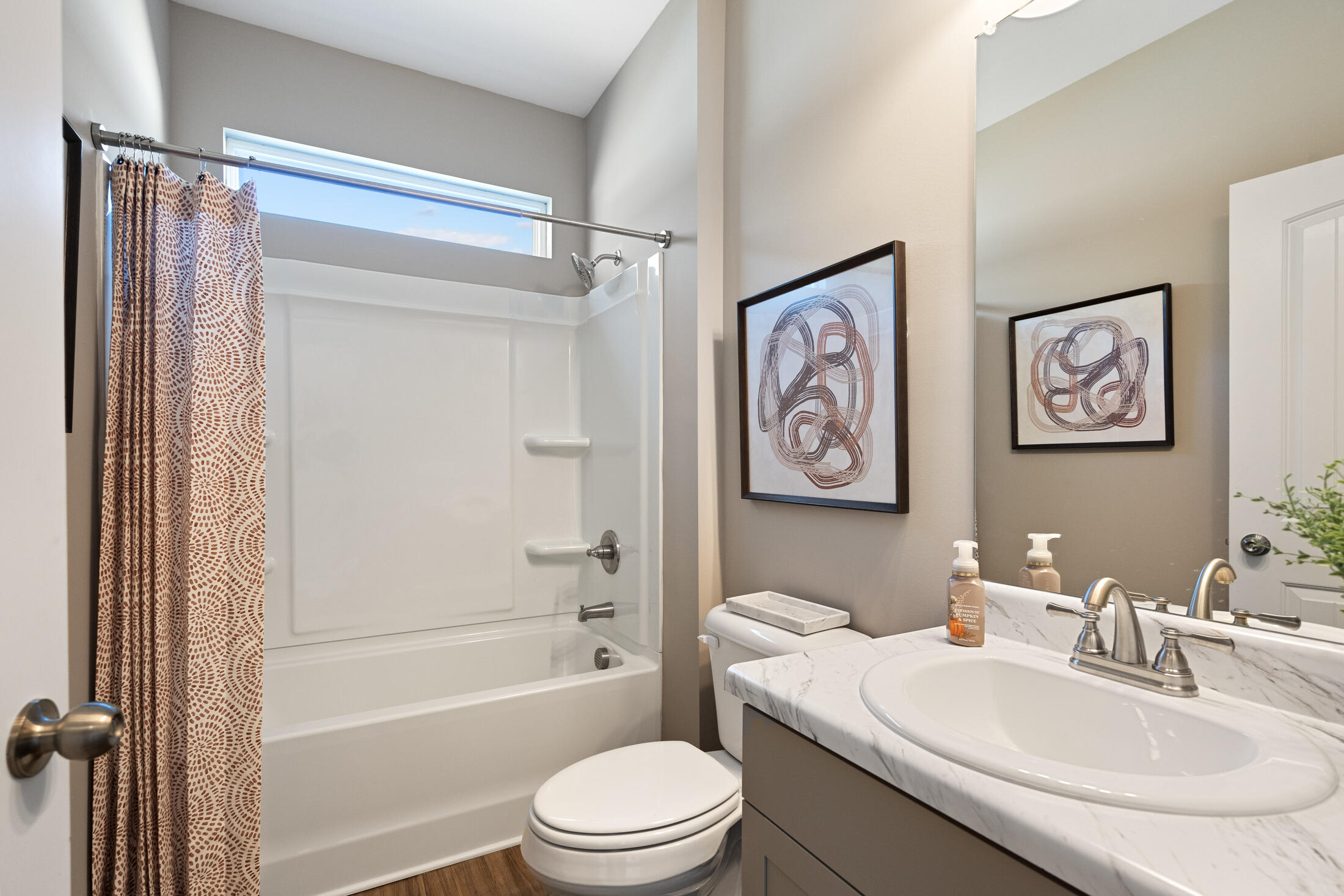 8825 Meadowvale Court, Ooltewah, Tennessee image 6
