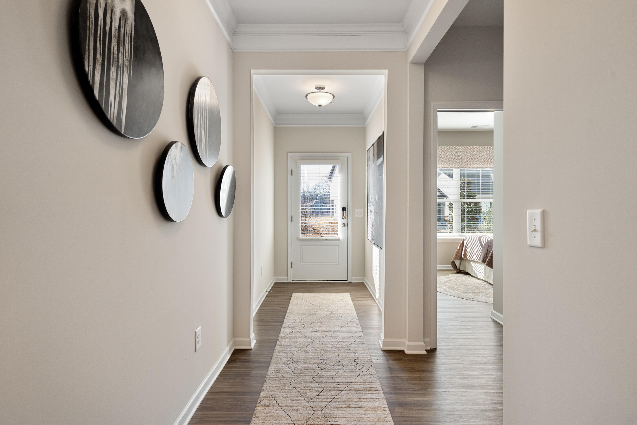 8825 Meadowvale Court, Ooltewah, Tennessee image 3