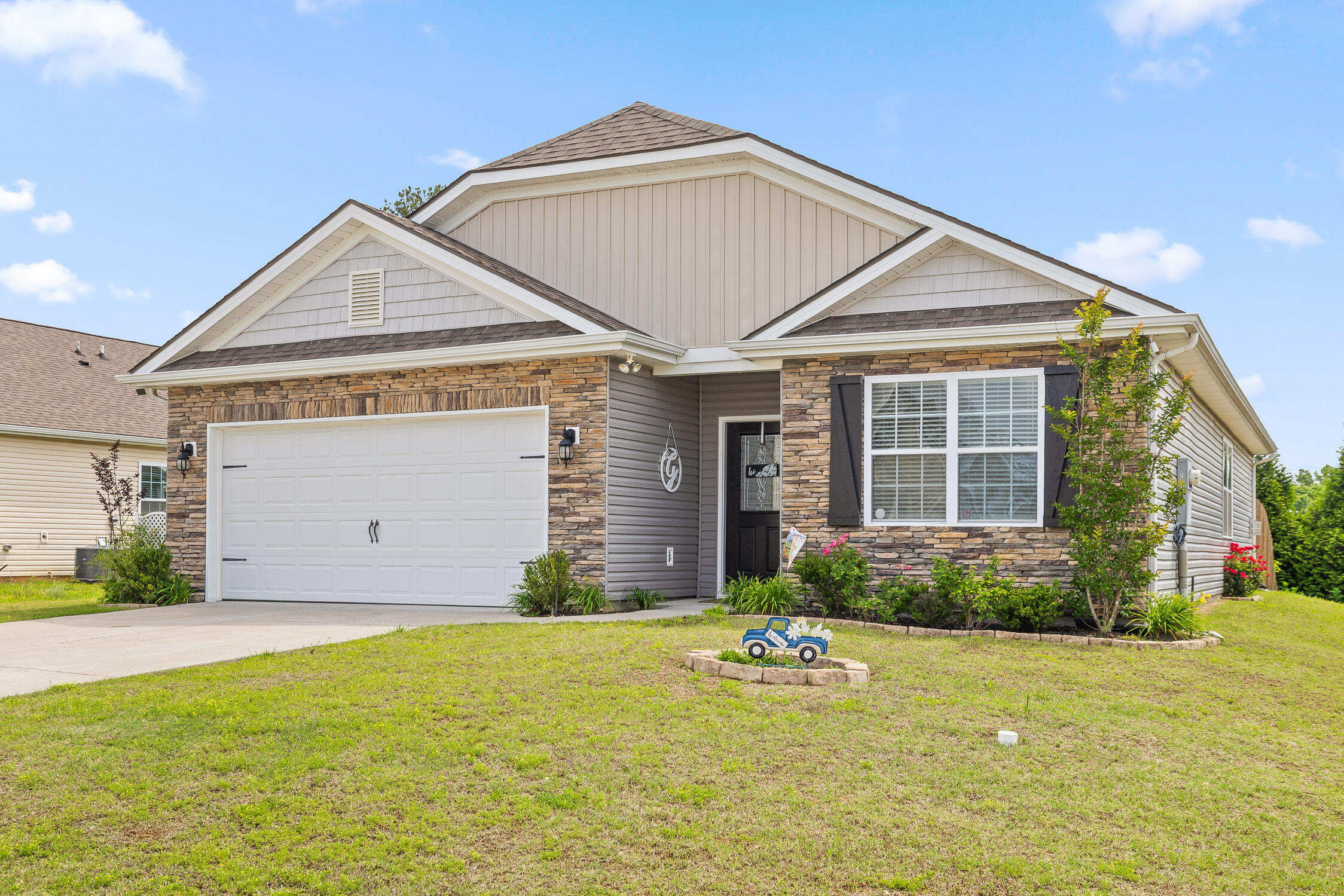 302 Huntley Meadows Drive, Rossville, Georgia image 4
