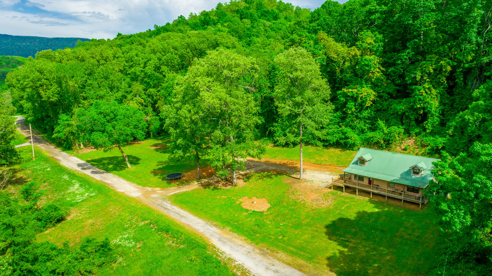 325 Evening Shadow Lane, Whitwell, Tennessee image 3