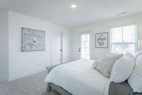 Tiny photo for 1656 S Watkins Street, Chattanooga, TN 37404 (MLS # 1527693)