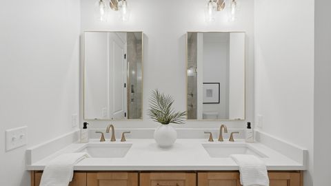 Tiny photo for 4692 Dempsey Way, Chattanooga, TN 37419 (MLS # 1527916)