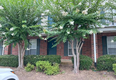 Photo of 900 Mountain Creek Road, Chattanooga, TN 37405 (MLS # 1516665) Photo of 900 Mountain Creek Road, Chattanooga, TN 37405 (MLS # 1516665)