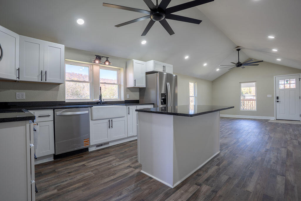 Trenton, Georgia 30752, United States, 3 Bedrooms Bedrooms, ,2 BathroomsBathrooms,Residential,Active,249958