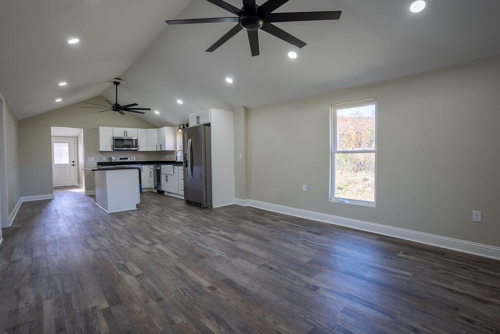 Trenton, Georgia 30752, United States, 3 Bedrooms Bedrooms, ,2 BathroomsBathrooms,Residential,Active,249958