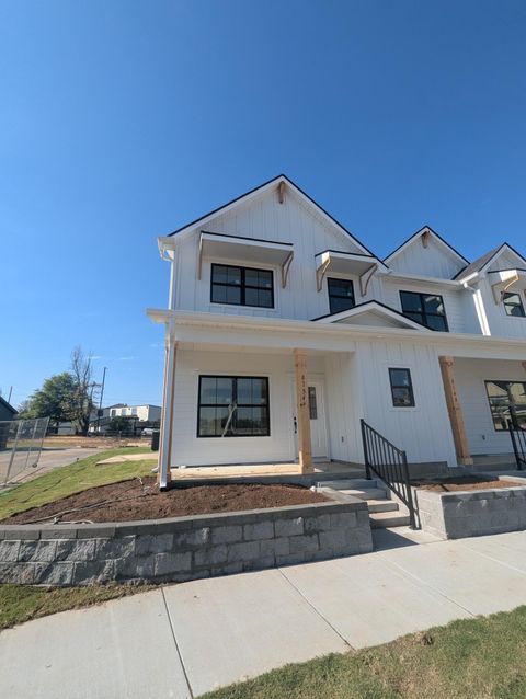 Photo of 8154 Pembridge Court, Chattanooga, TN 37421 (MLS # 1520896)