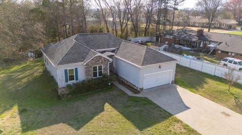 Tiny photo for 7424 Edgefield Drive, Chattanooga, TN 37421 (MLS # 1530070)