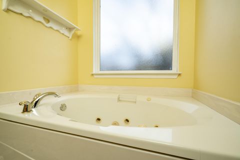 Tiny photo for 7424 Edgefield Drive, Chattanooga, TN 37421 (MLS # 1530070)