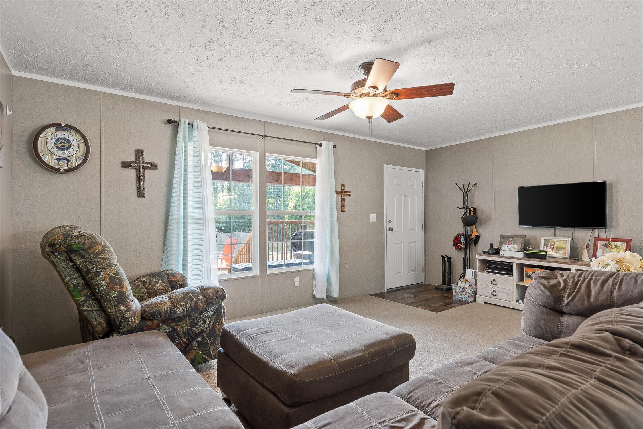 South Pittsburg, Tennessee 37380, United States, 4 Bedrooms Bedrooms, ,2 BathroomsBathrooms,Residential,Active,184988