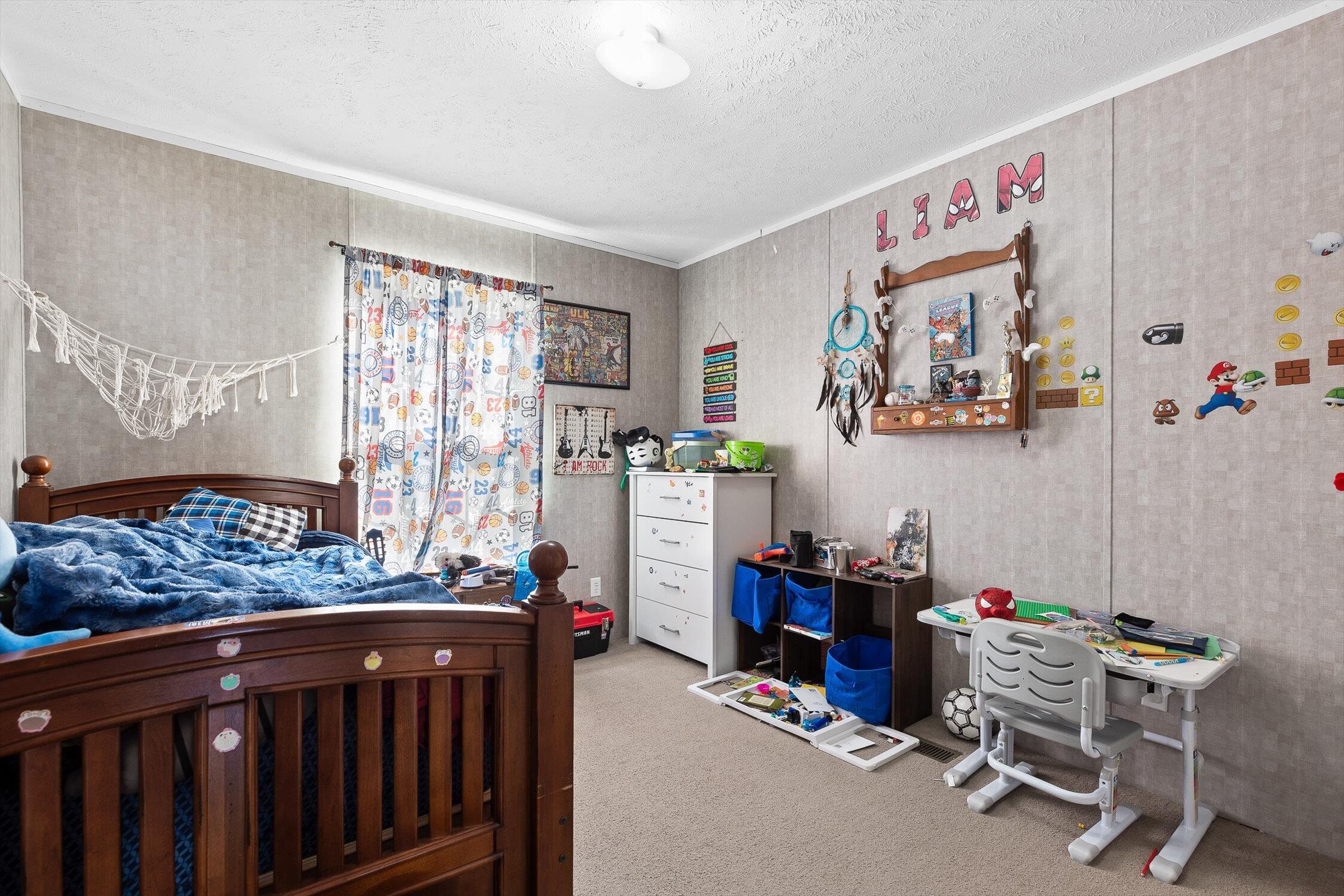 South Pittsburg, Tennessee 37380, United States, 4 Bedrooms Bedrooms, ,2 BathroomsBathrooms,Residential,Active,184988