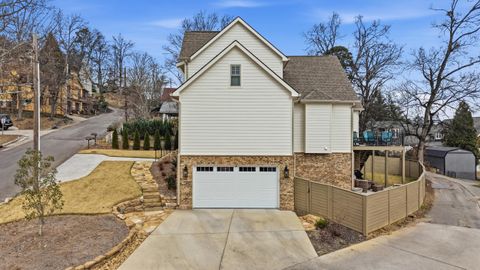 Tiny photo for 1006 Fairmount Avenue, Chattanooga, TN 37405 (MLS # 1525976)