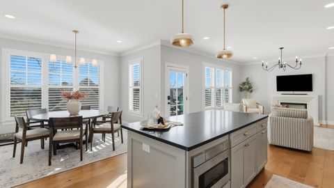 Tiny photo for 1006 Fairmount Avenue, Chattanooga, TN 37405 (MLS # 1525976)