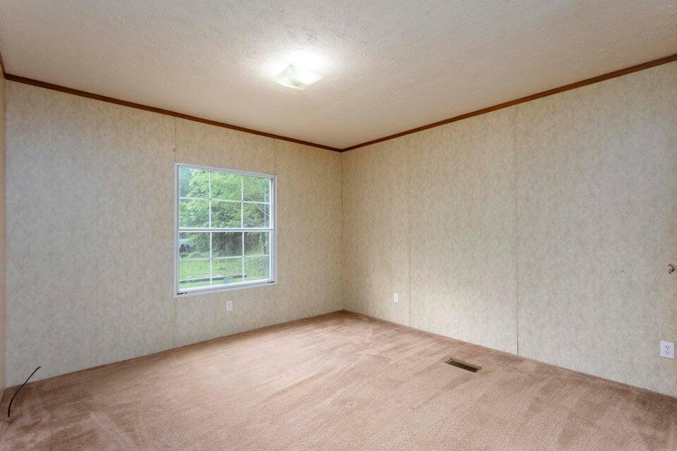 1985 Blythe Ferry Road, Dayton, Tennessee image 15