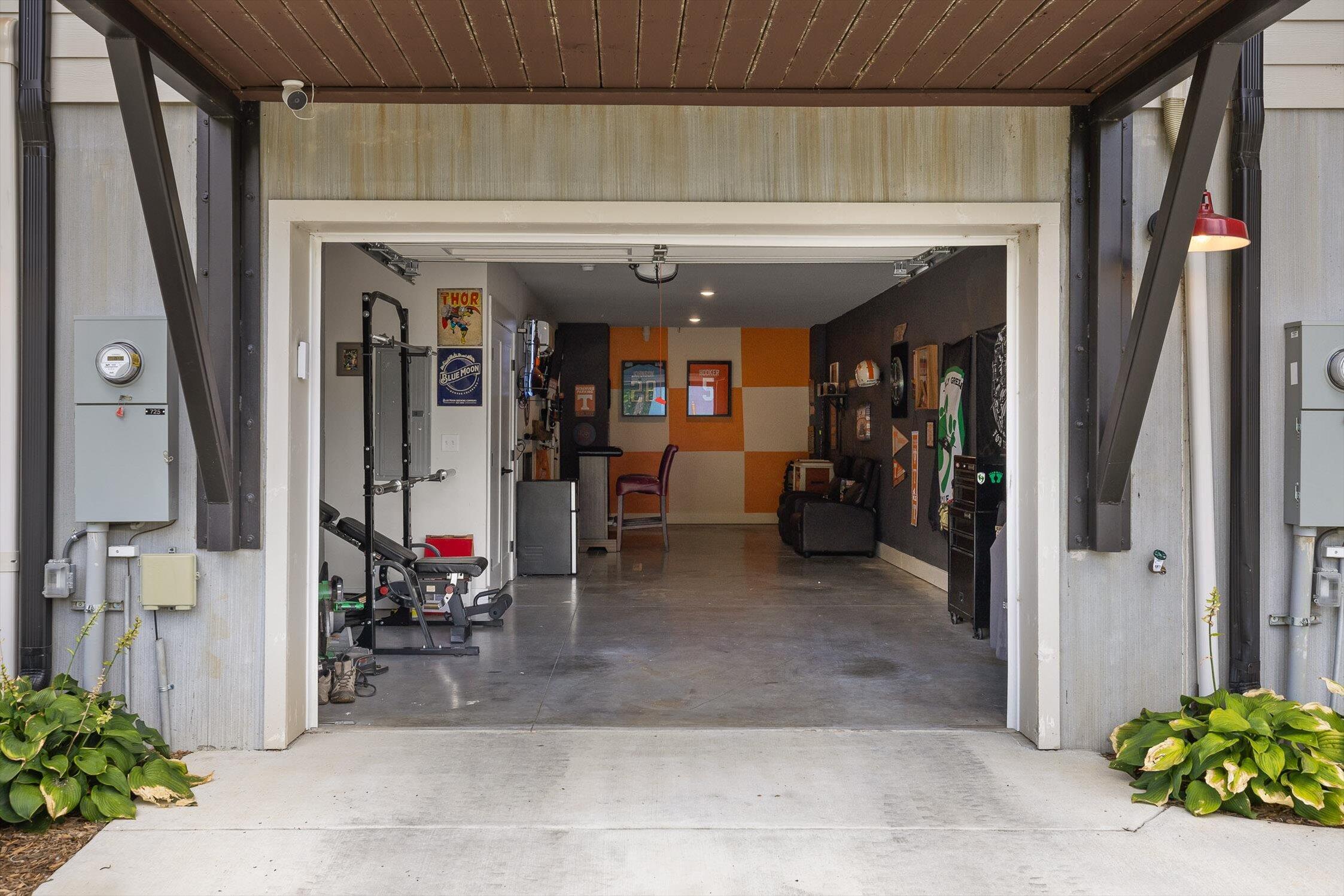 Chattanooga, Tennessee 37405, United States, 2 Bedrooms Bedrooms, ,3 BathroomsBathrooms,Residential,Active,174382