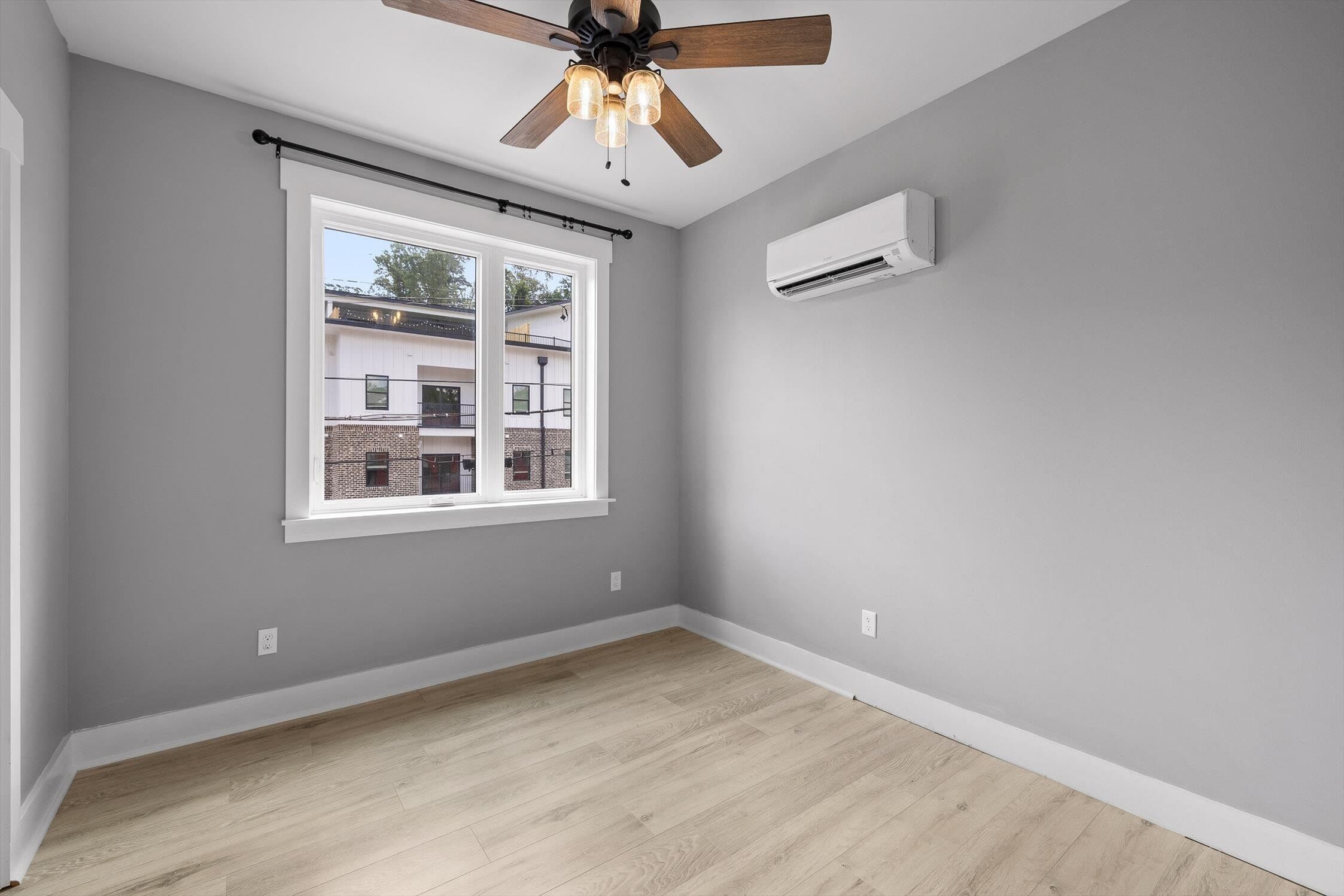 Chattanooga, Tennessee 37405, United States, 2 Bedrooms Bedrooms, ,3 BathroomsBathrooms,Residential,Active,174382