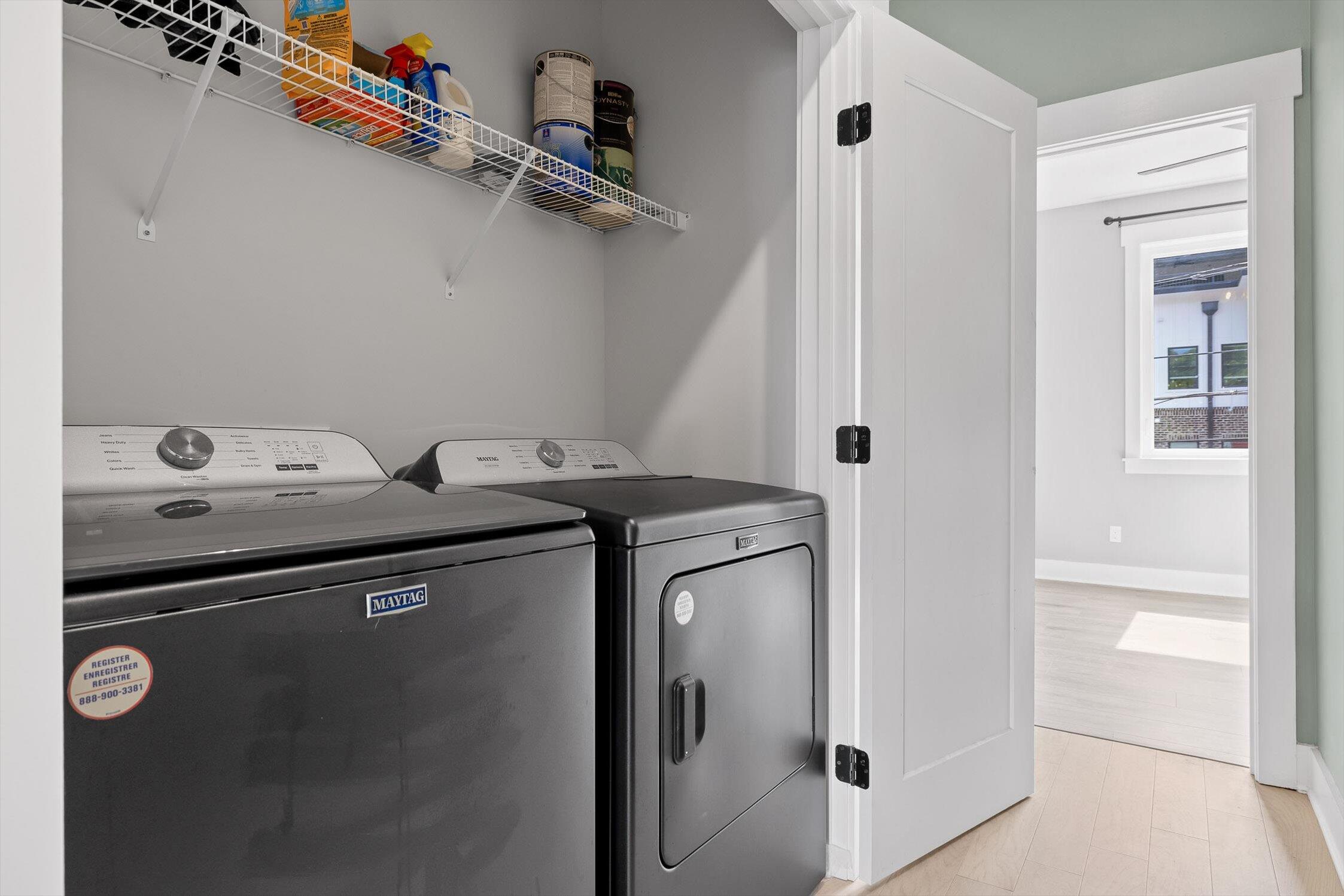 Chattanooga, Tennessee 37405, United States, 2 Bedrooms Bedrooms, ,3 BathroomsBathrooms,Residential,Active,174382