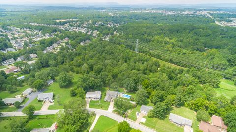 Tiny photo for 8212 Shallowford Road, Chattanooga, TN 37421 (MLS # 1304840)