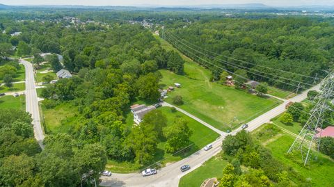 Tiny photo for 8212 Shallowford Road, Chattanooga, TN 37421 (MLS # 1304840)