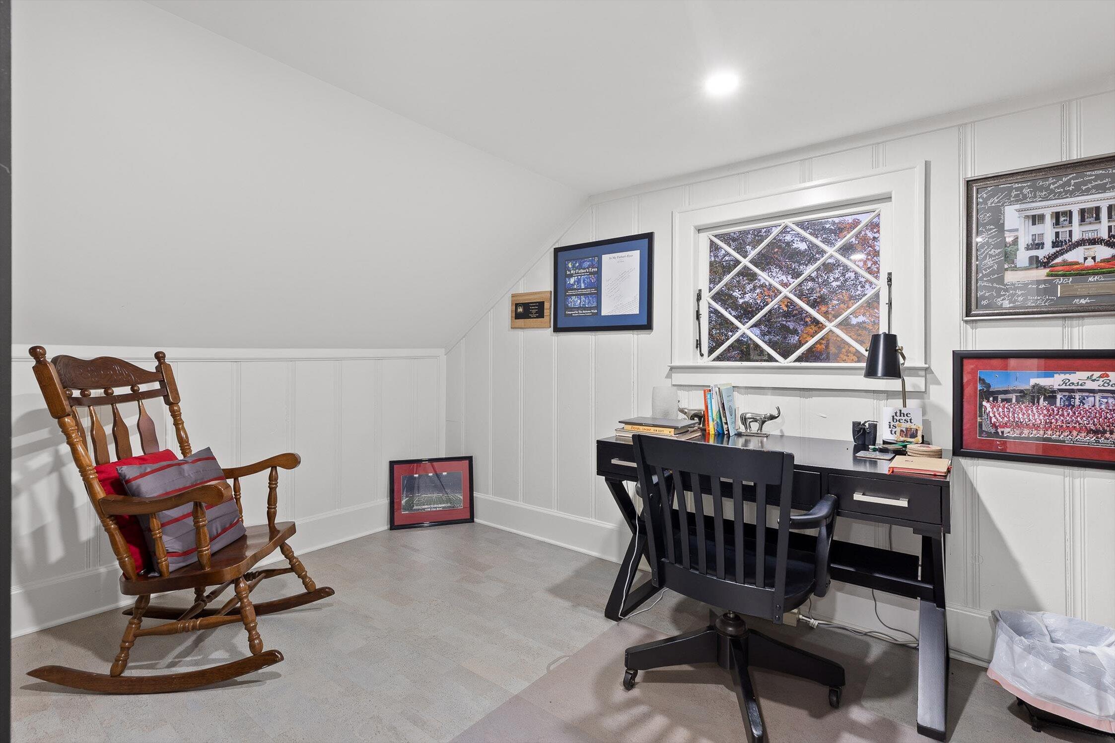 Chattanooga, Tennessee 37411, United States, 4 Bedrooms Bedrooms, ,3 BathroomsBathrooms,Residential,Active,239545