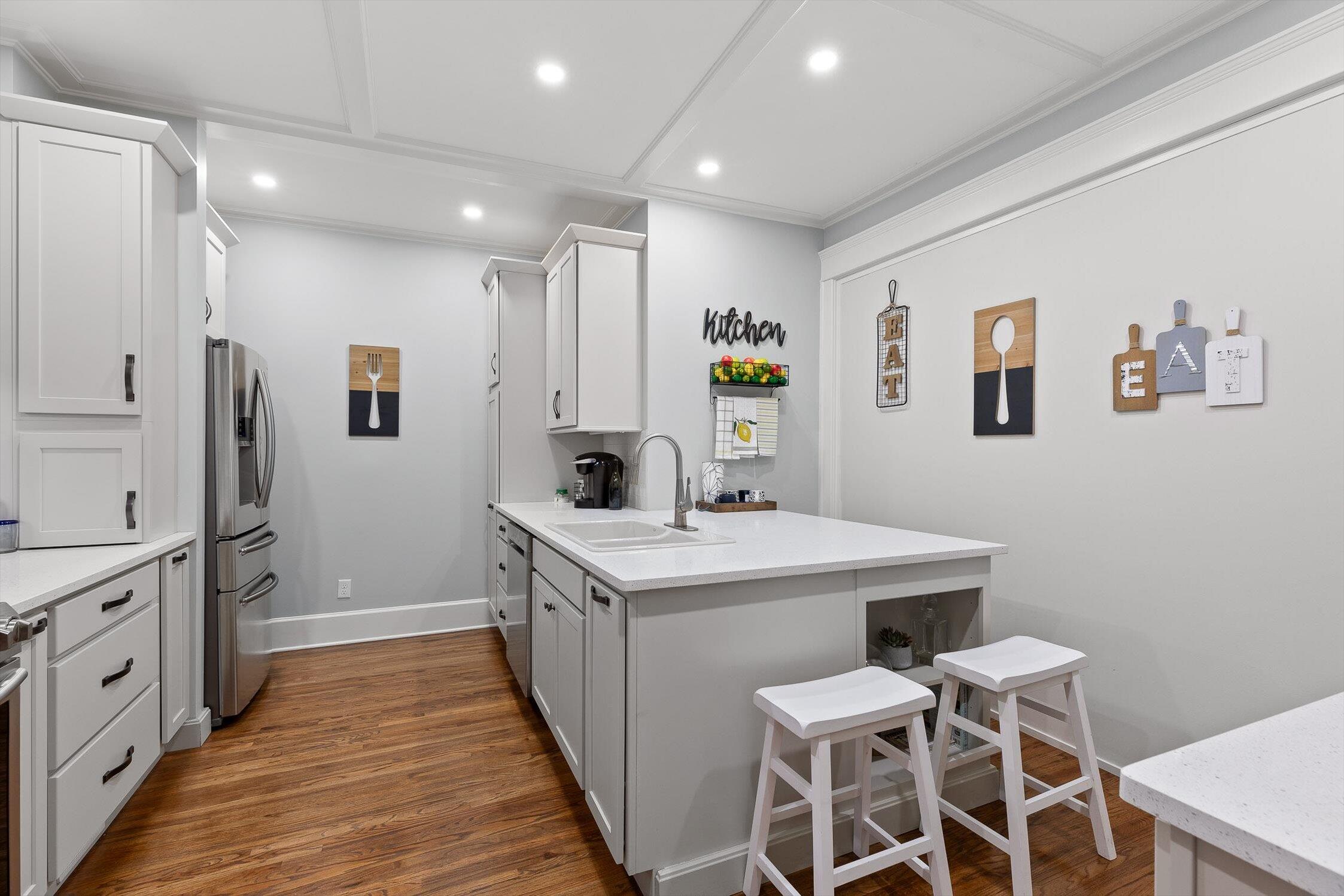 Chattanooga, Tennessee 37411, United States, 4 Bedrooms Bedrooms, ,3 BathroomsBathrooms,Residential,Active,239545