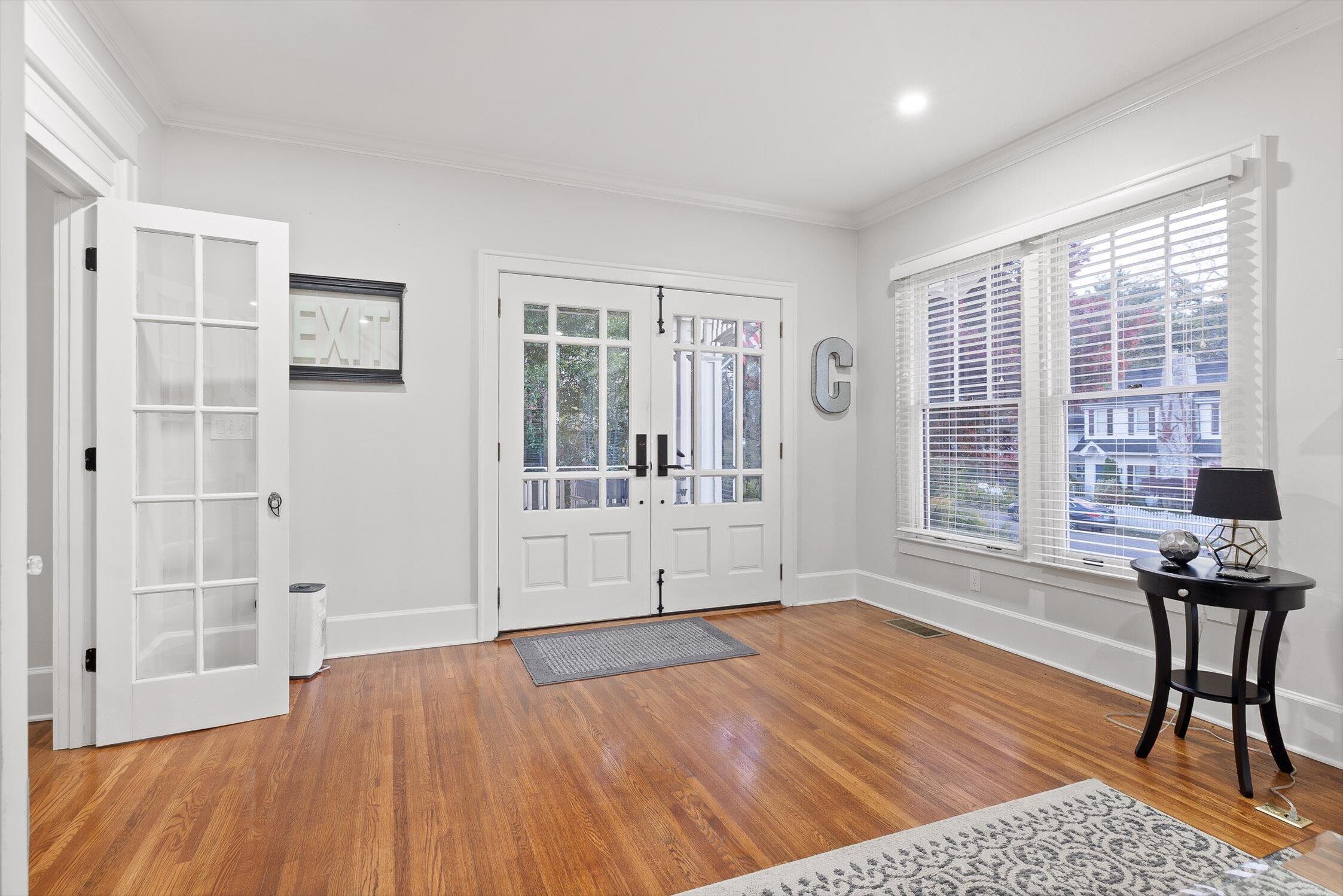 Chattanooga, Tennessee 37411, United States, 4 Bedrooms Bedrooms, ,3 BathroomsBathrooms,Residential,Active,239545