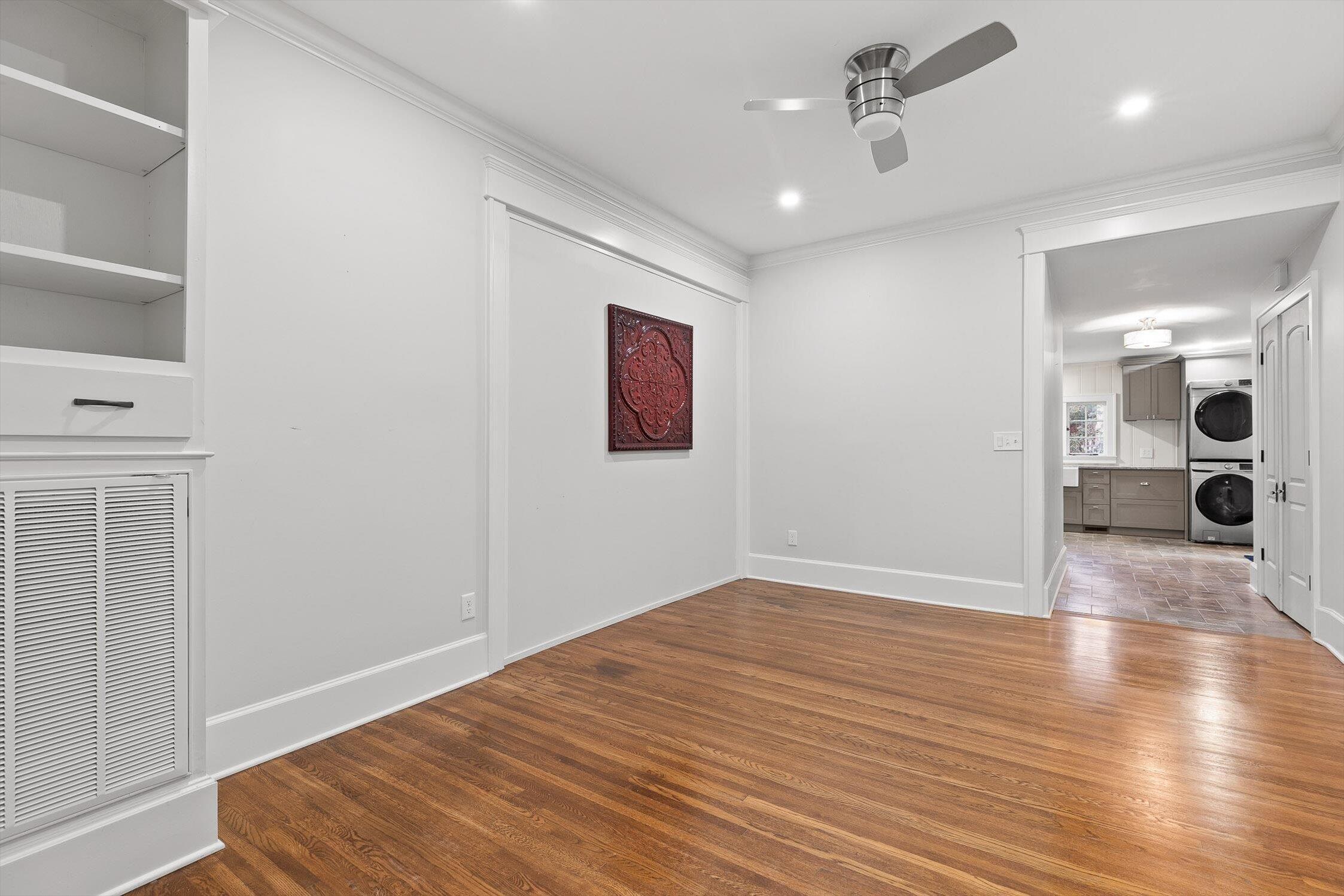 Chattanooga, Tennessee 37411, United States, 4 Bedrooms Bedrooms, ,3 BathroomsBathrooms,Residential,Active,239545