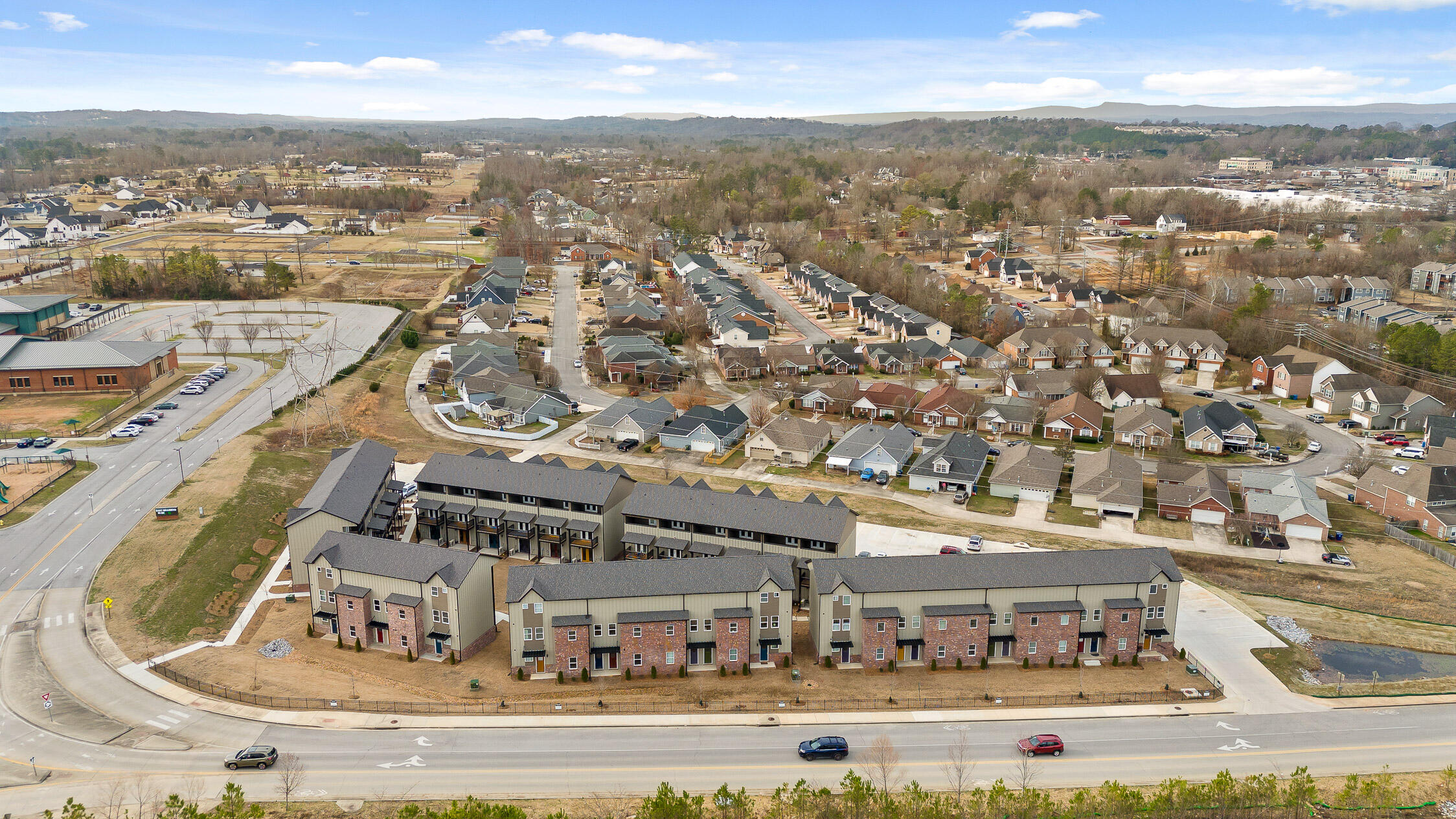 Chattanooga, Tennessee 37421, United States, 3 Bedrooms Bedrooms, ,3 BathroomsBathrooms,Residential,Active,628