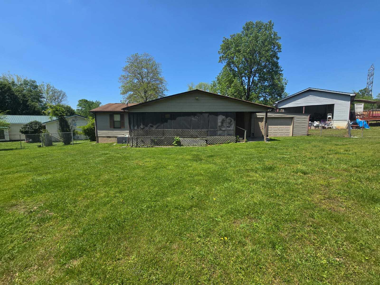 6400 Walnut Breeze Lane, Knoxville, Tennessee image 2