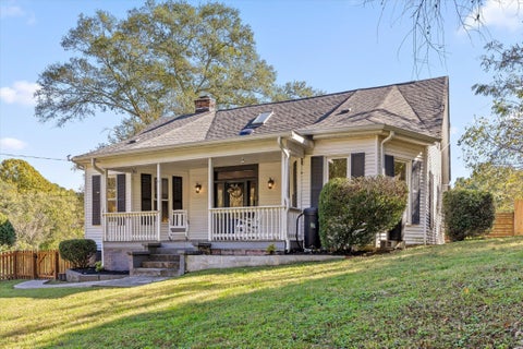 Photo of 5822 Burnt Mill Road, Chattanooga, TN 37410 (MLS # 1544999)