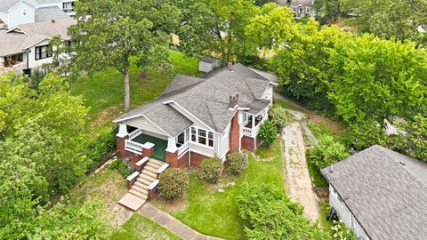 Photo of 1317 Russell Street, Chattanooga, TN 37405 (MLS # 1536267)