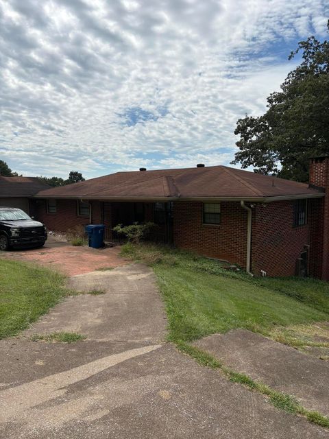 Photo of 39 Clift Trail, Rossville, GA 30741 (MLS # 1519366)