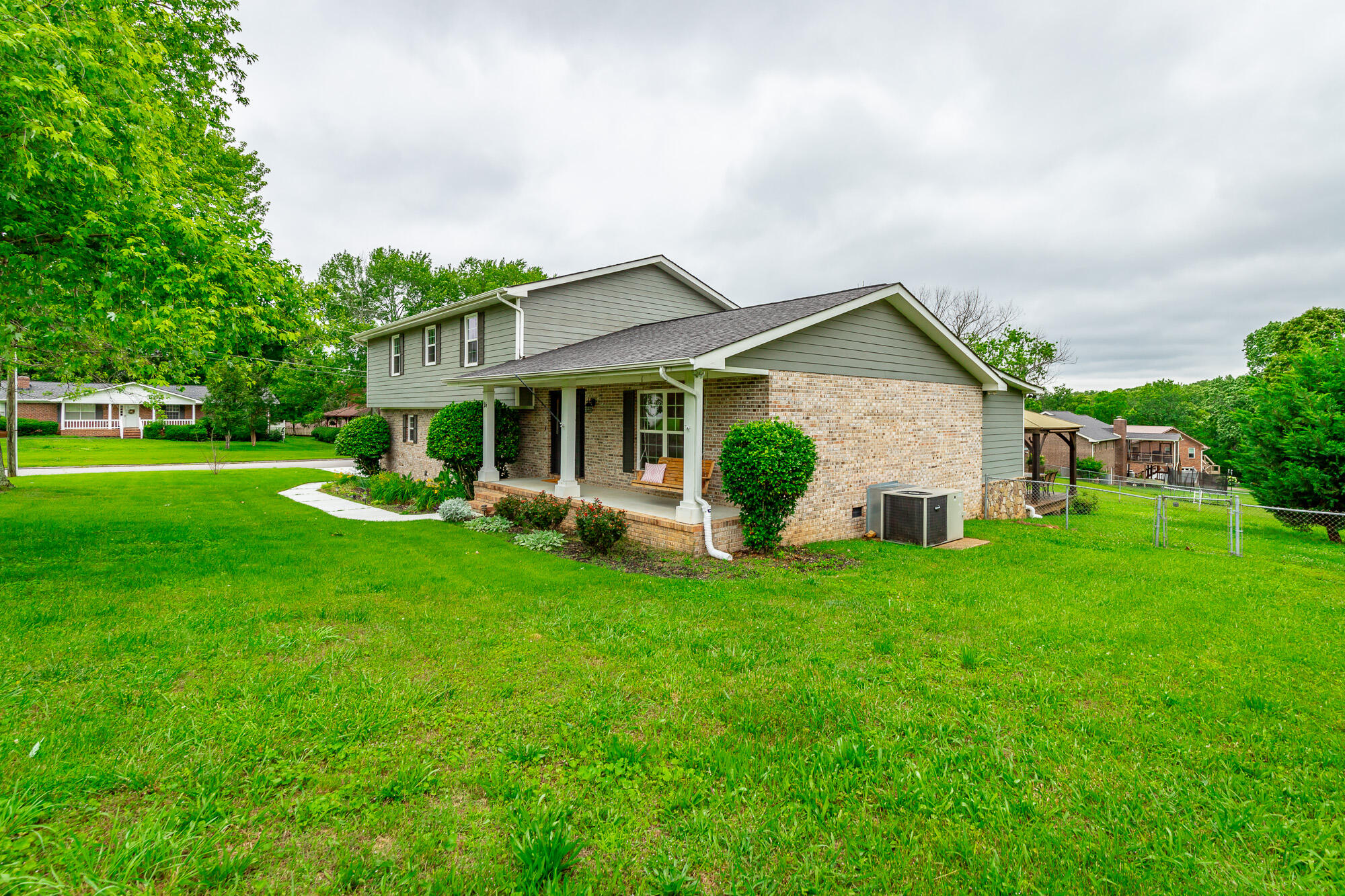14 Hillcrest Court