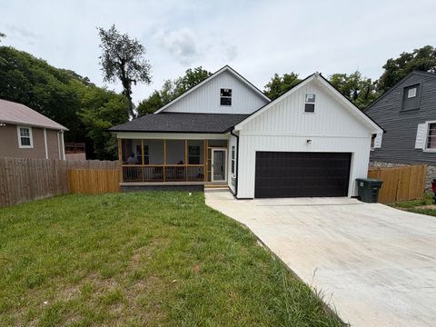 Photo of 1115 Rockway Drive, Chattanooga, TN 37411 (MLS # 1537014)