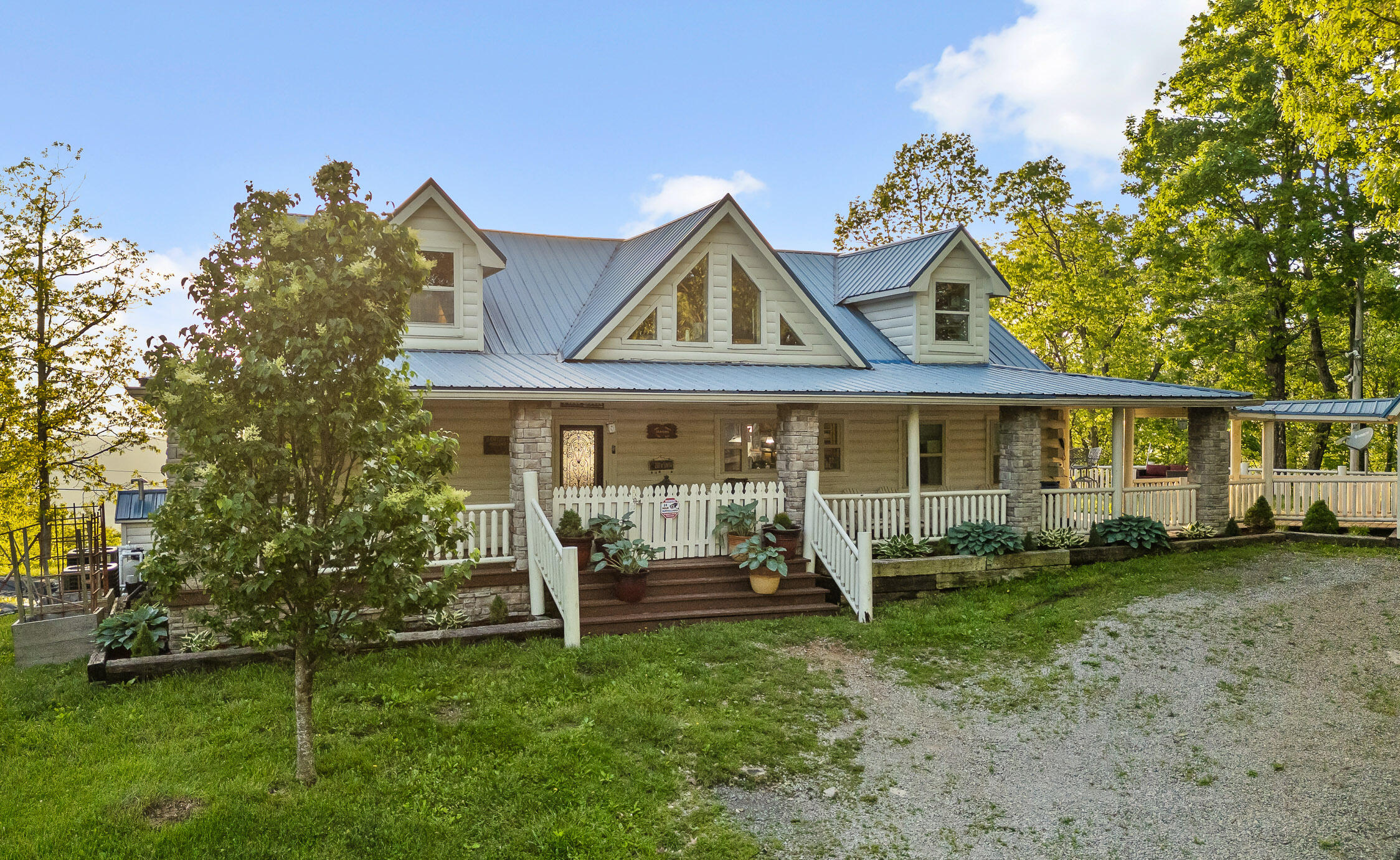 1938 Holloway Ridge Road, Spring City, Tennessee image 6