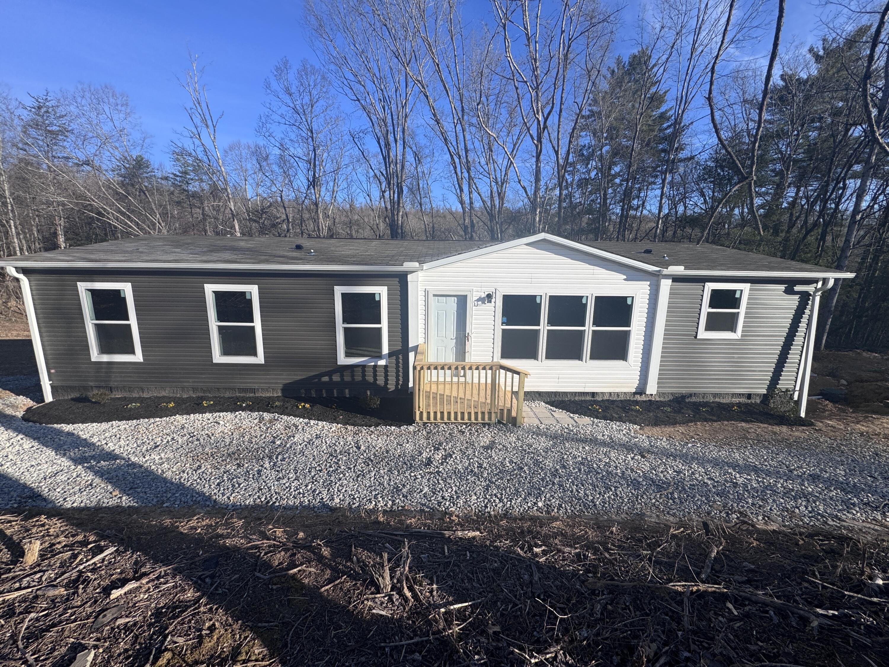 399 Black Oak Road, Harriman, Tennessee image 1