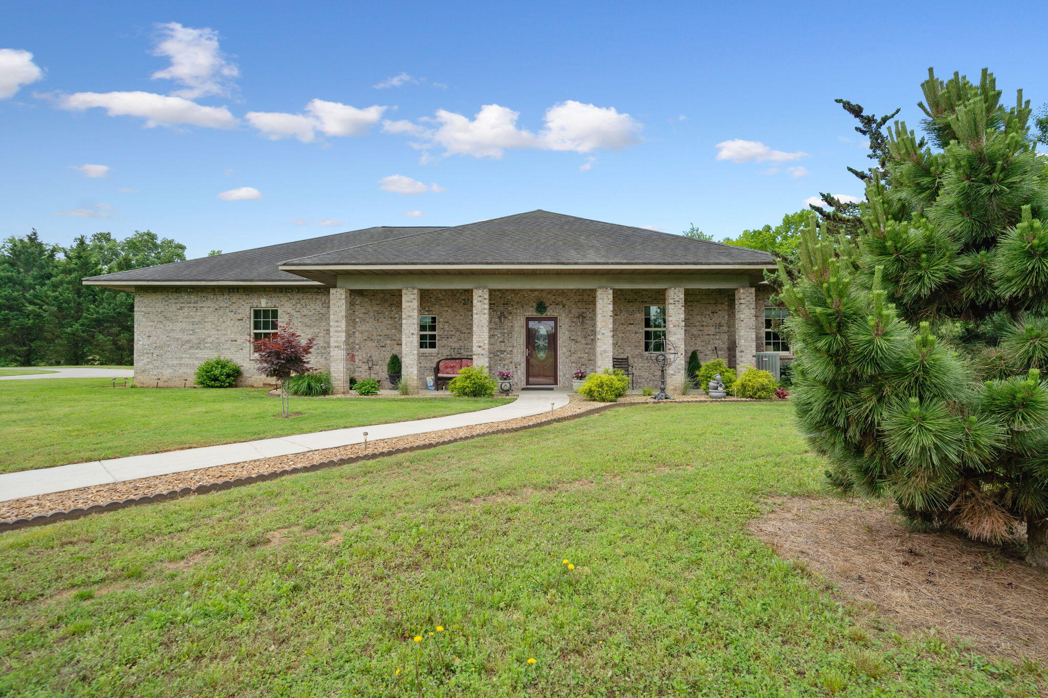 396 Brinkmeier Lane, Dayton, Tennessee image 1