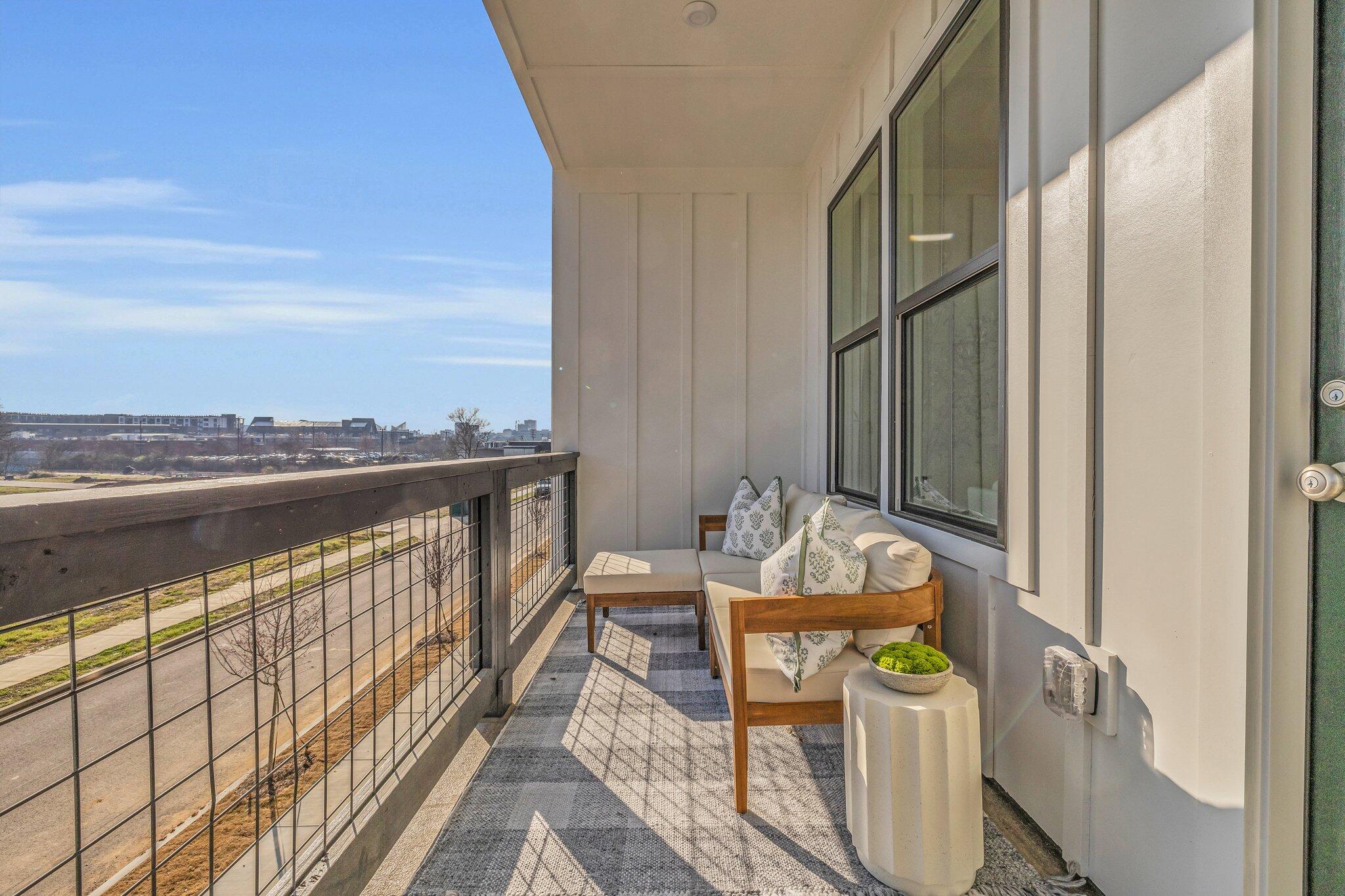 679 Belletrace Circle #129, Chattanooga, Tennessee image 2
