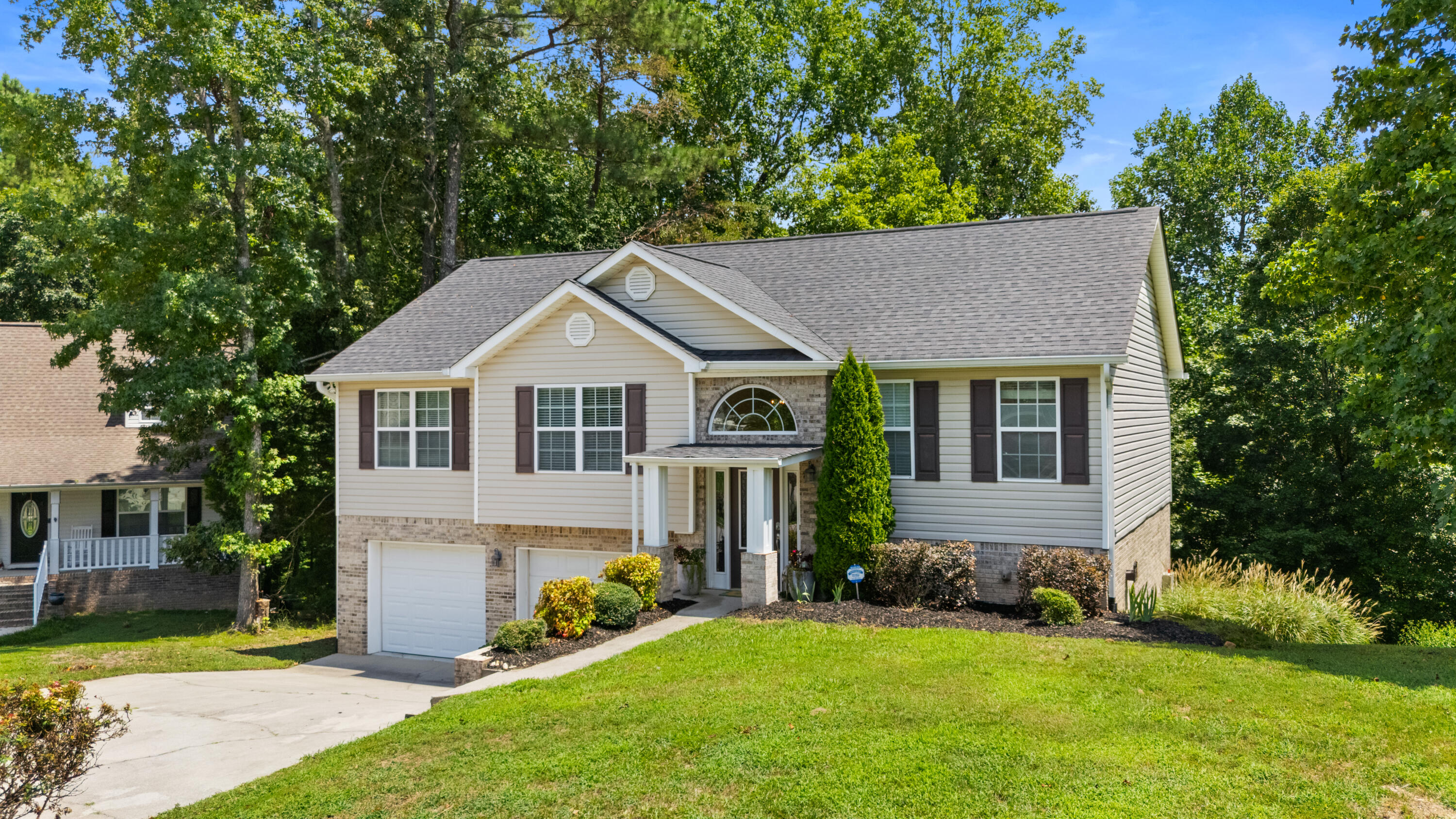 144 N Victor Drive