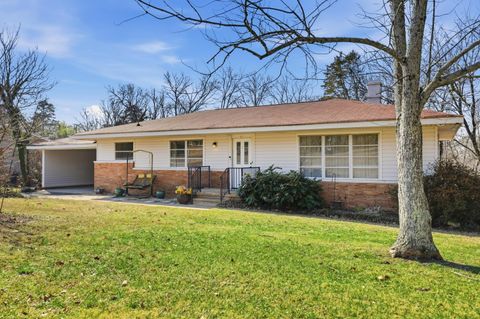 Photo of 1115 Panorama Drive, Chattanooga, TN 37421 (MLS # 1525534)