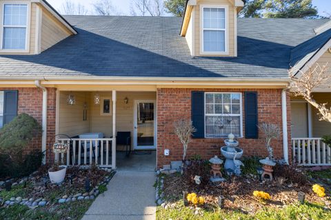 Tiny photo for 1127 Lenny Lane, Chattanooga, TN 37421 (MLS # 1527946)