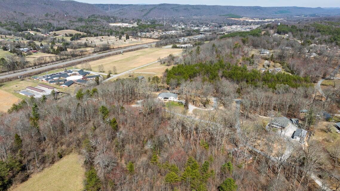000 Signal Drive, Spring City, Tennessee image 8