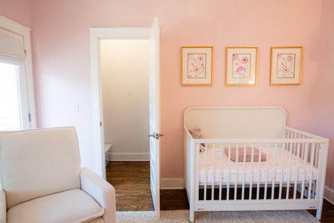 Tiny photo for 744 Gatti Lane, Chattanooga, TN 37405 (MLS # 1527061)