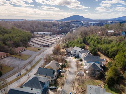Tiny photo for 744 Gatti Lane, Chattanooga, TN 37405 (MLS # 1527061)